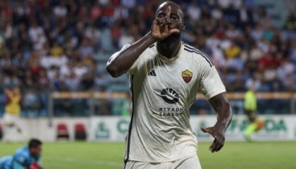 开云体育-国米死忠全恨套餐迎接卢卡库：米兰城不再欢迎他！